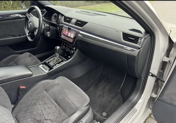 Skoda Superb cena 94900 przebieg: 206000, rok produkcji 2018 z Jeziorany małe 596